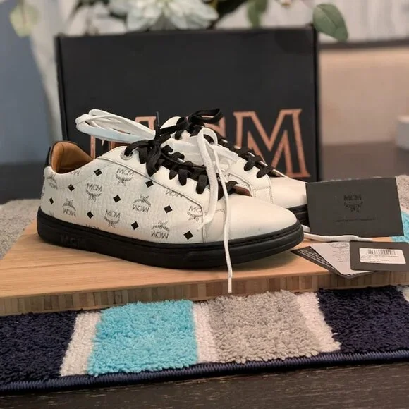 MCM White Black Logo Low-Top Sneakers - Picture 5 of 13